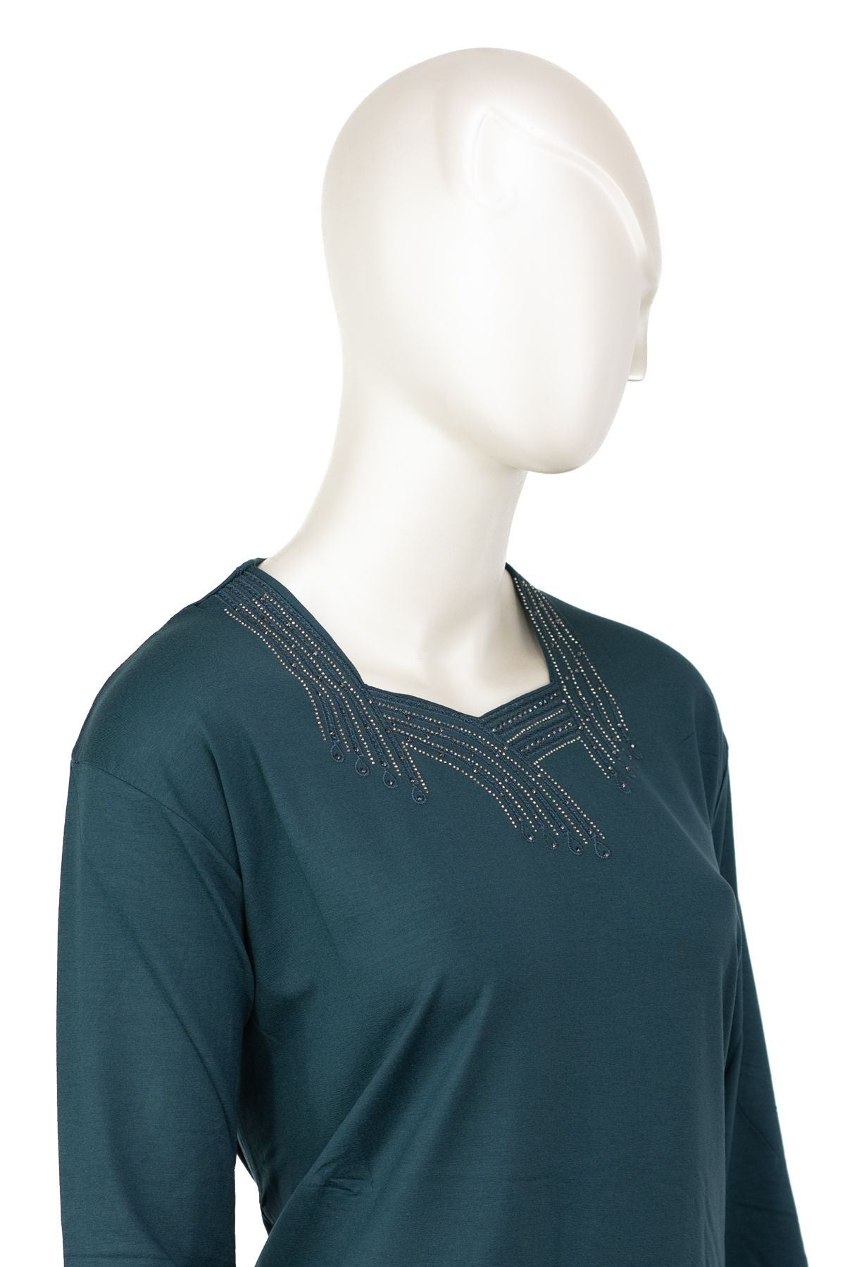 Kadın Turlu Viskon Penye Kumaş Anne Bluz Şık Taşlı ve Nakışlı Likralı Kare Yaka Tam Kalıp