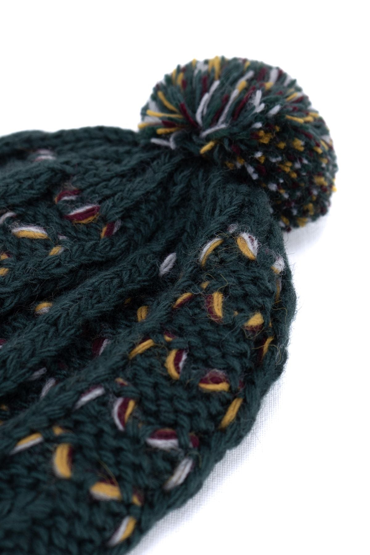 Kadın Kışlık Kalın Ponponlu Bere Pamuklu Örgü Modelli Sıcak Tutar Esnek Rüzgar Geçirmez