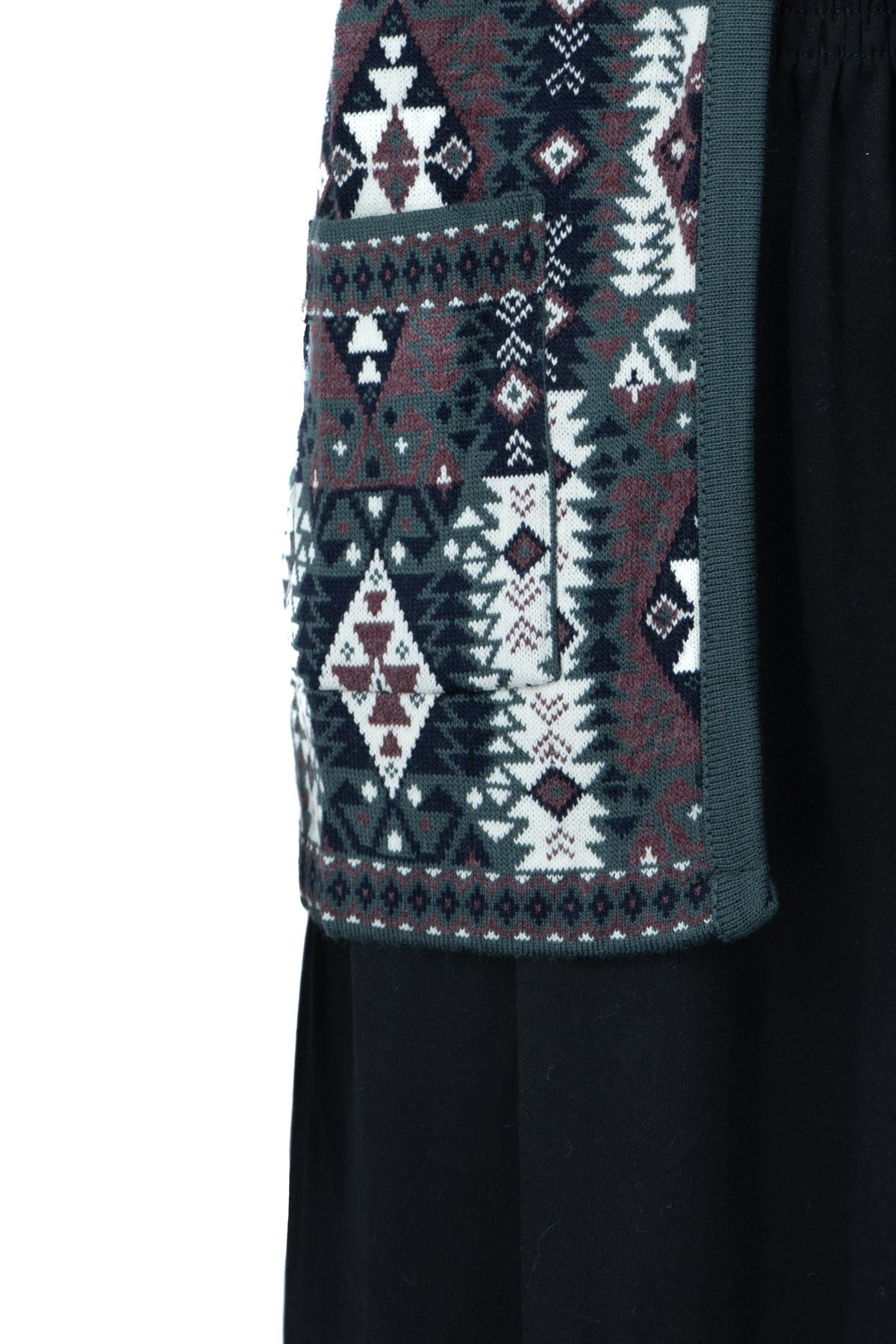 Kadın Kışlık Anne Yelek Pamuklu Triko Örme Klasik Etnik Motifli Önden Düğmeli Çift Cepli