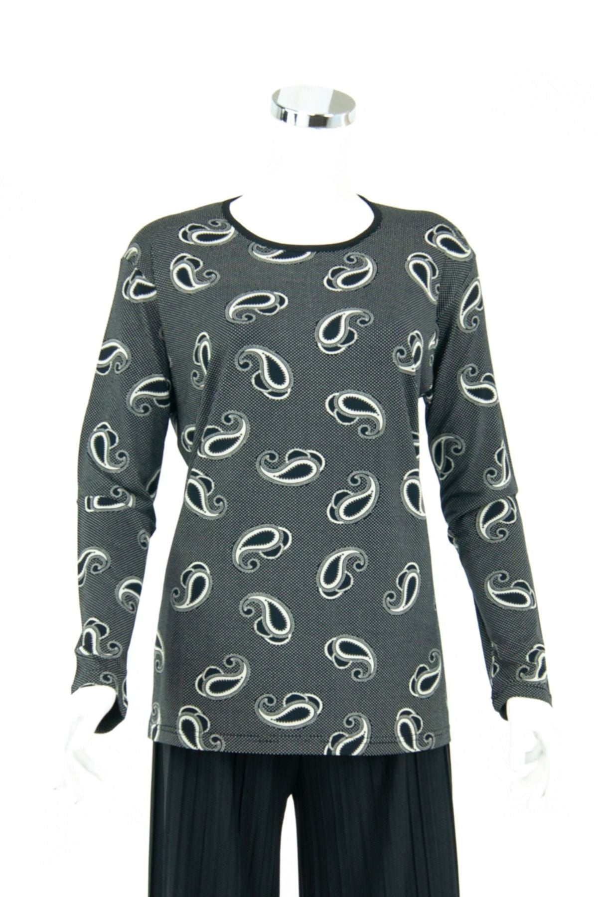 Kadın Yaprak Tanesi Desen Yuvarlak Yaka Normal Kesim Likralı Pamuklu Bluz