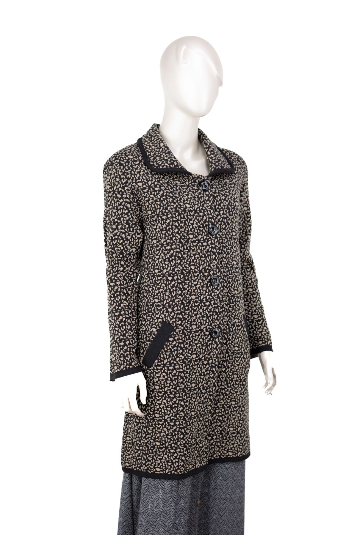 Kadın Kalın Kışlık Triko Örme Anne Hırka Şık Motifli Cepli Yakalı Düğmeli Rahat Tam Kalıp