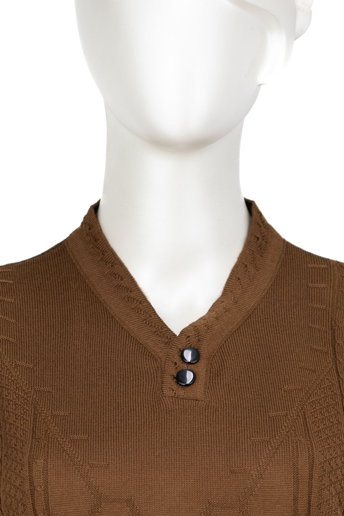 Kadın Kışlık Petek Motifli iki Düğmeli V Yakalı Tam Kalıp Pamuklu Triko Dokuma Anne Kazak