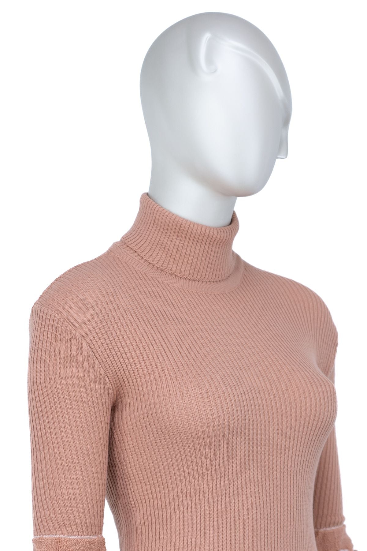 Kadın Kışlık Kolları Şık Boncuklu Tam Boğazlı Yaka Bedene Oturan Örme Triko Badi Kazak