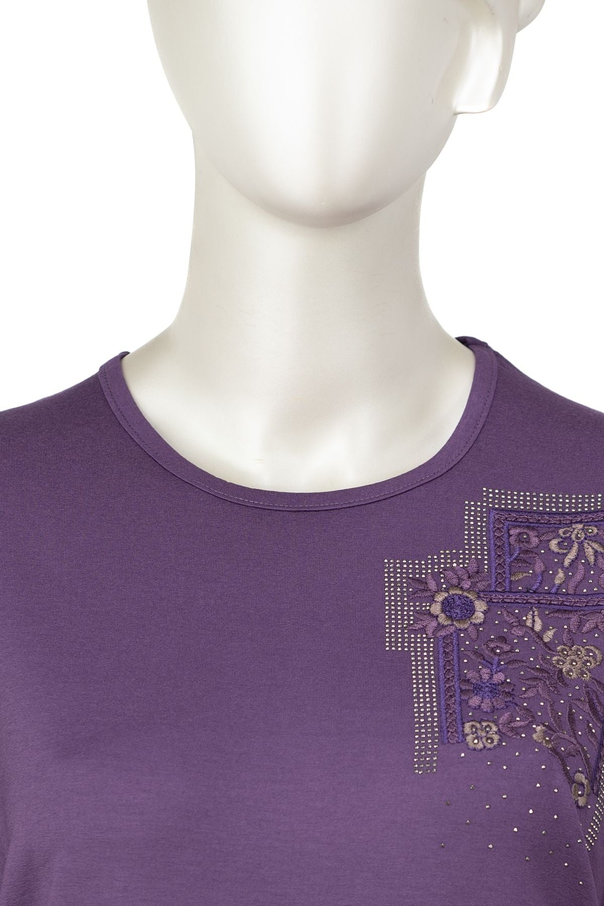 Kadın Turlu Viskon Penye Kumaş Anne Bluz inci Çiçek Taşlı ve Nakışlı Likralı Tam Kalıp