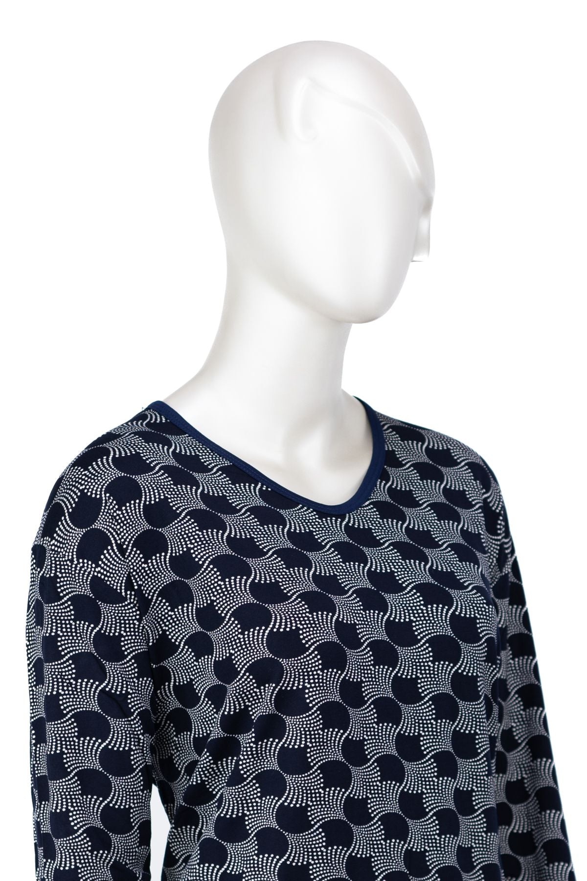 Kadın Turlu Viskon Penye Kumaş Anne Bluz Manolya Desenli Uzun Kollu Tam Kalıp Likralı