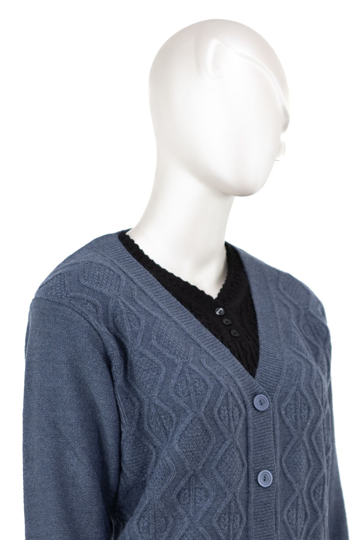 Kadın Kışlık Kalın Yün Örme Anne Hırka Etnik Motifli V Yaka Çift Cepli Rahat Kesim Tam Kalıp