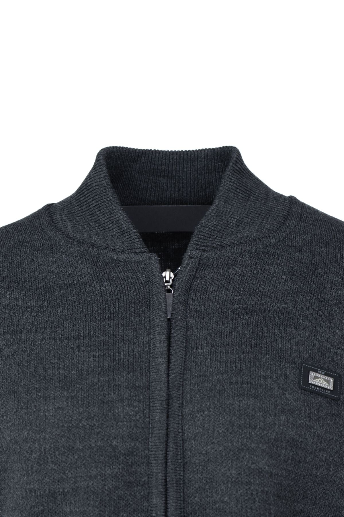 Erkek Kışlık Kalın Pamuklu Örme Triko Hırka Fermuarlı CepliTam Kalıp Hakim Yaka Arma Motifli