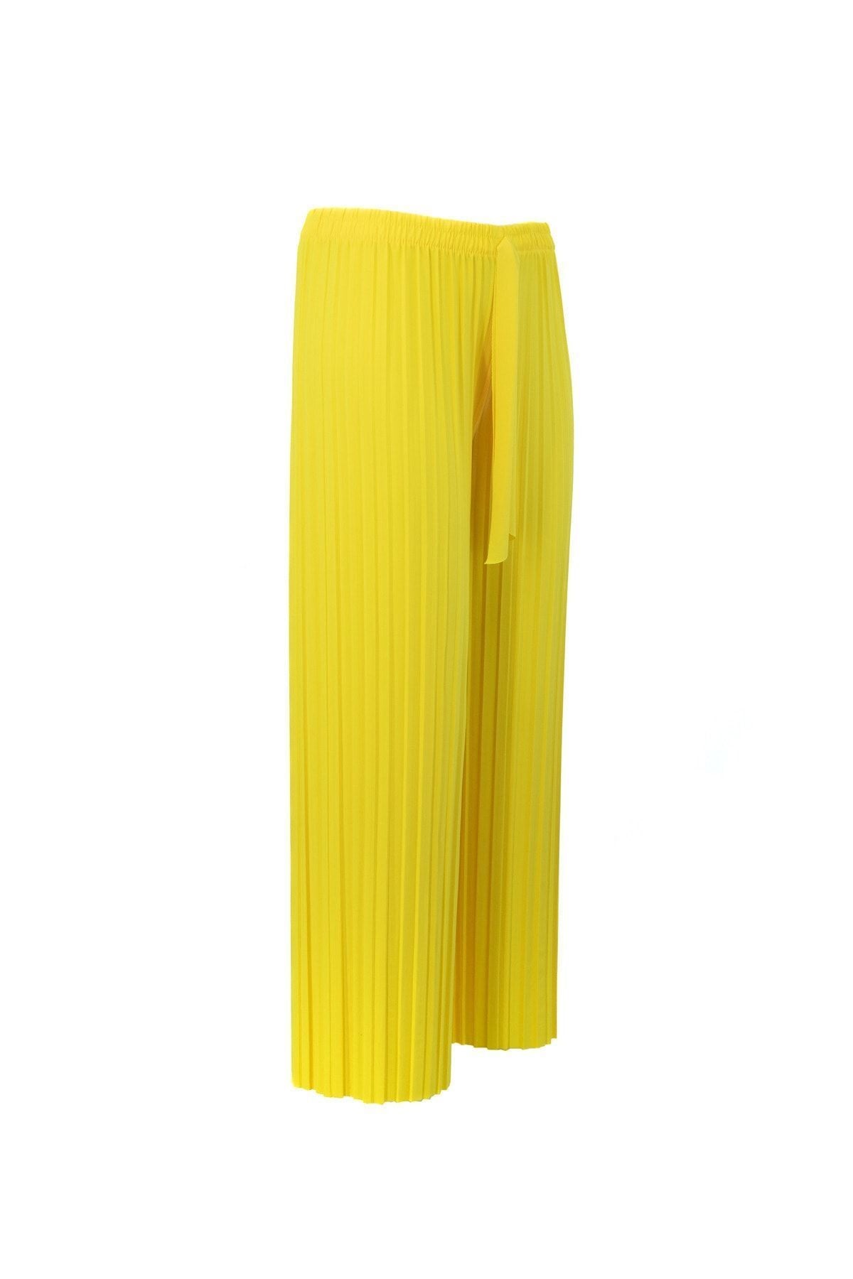 Kadın Butik Pantolon Etek Pilili Önden Parça Kumaş Detaylı Rahat Kesim Likralı Sandy Kumaş