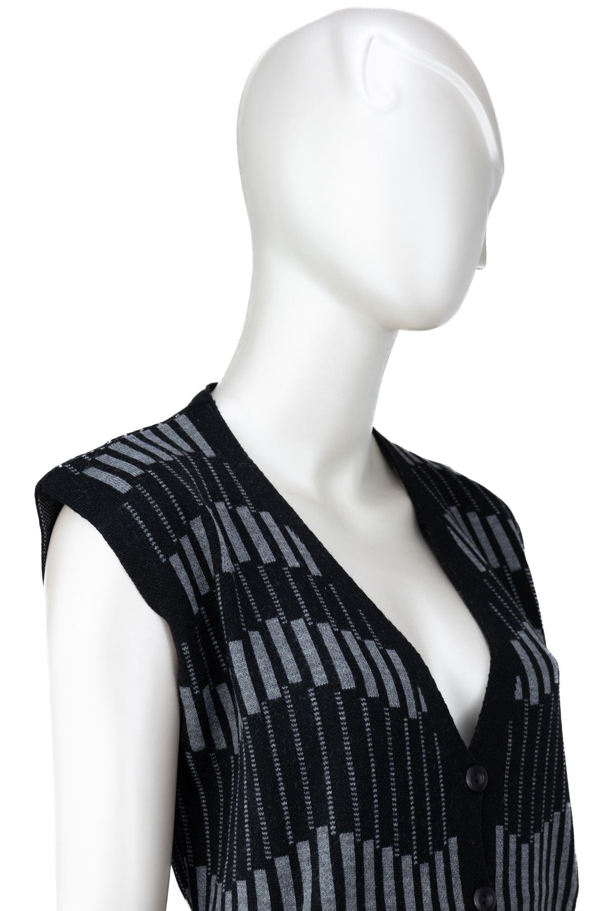 Kadın Kışlık Anne Yelek Pamuklu Triko Örme Klasik Açelya Motifli Önden Düğmeli Çift Cepli