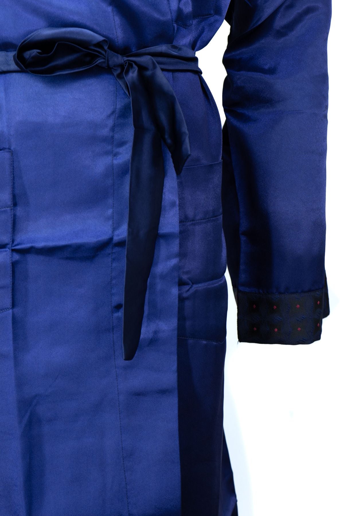 Erkek Şık Klasik Model Röpteşambır Premium Saten Kumaş Cosenza Model Cepli Rob Beli Kuşaklı