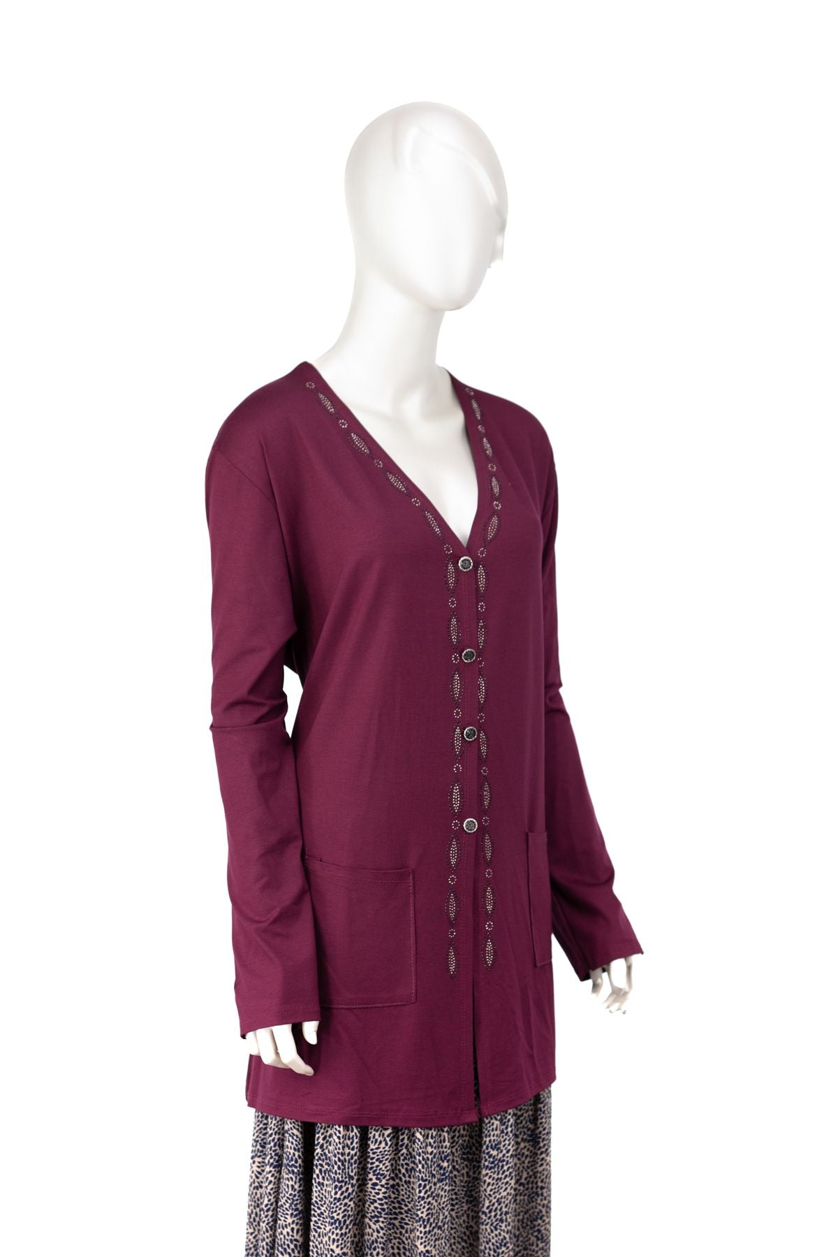 Kadın Turlu Viskon Penye Kumaş Anne Hırka V Yaka Modern Düğmeli ve Şık Taşlı Cepli Tam Kalıp