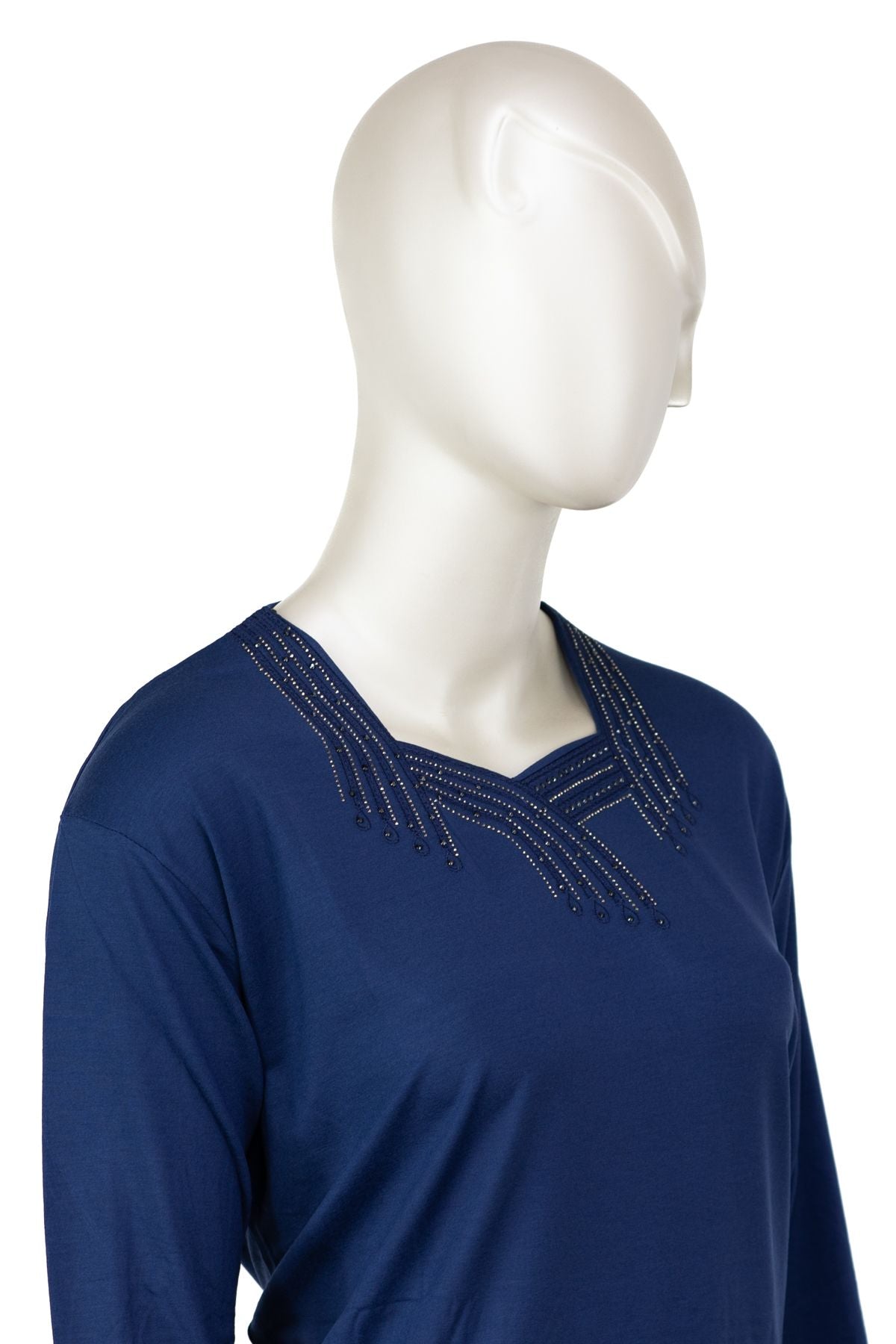 Kadın Turlu Viskon Penye Kumaş Anne Bluz Şık Taşlı ve Nakışlı Likralı Kare Yaka Tam Kalıp