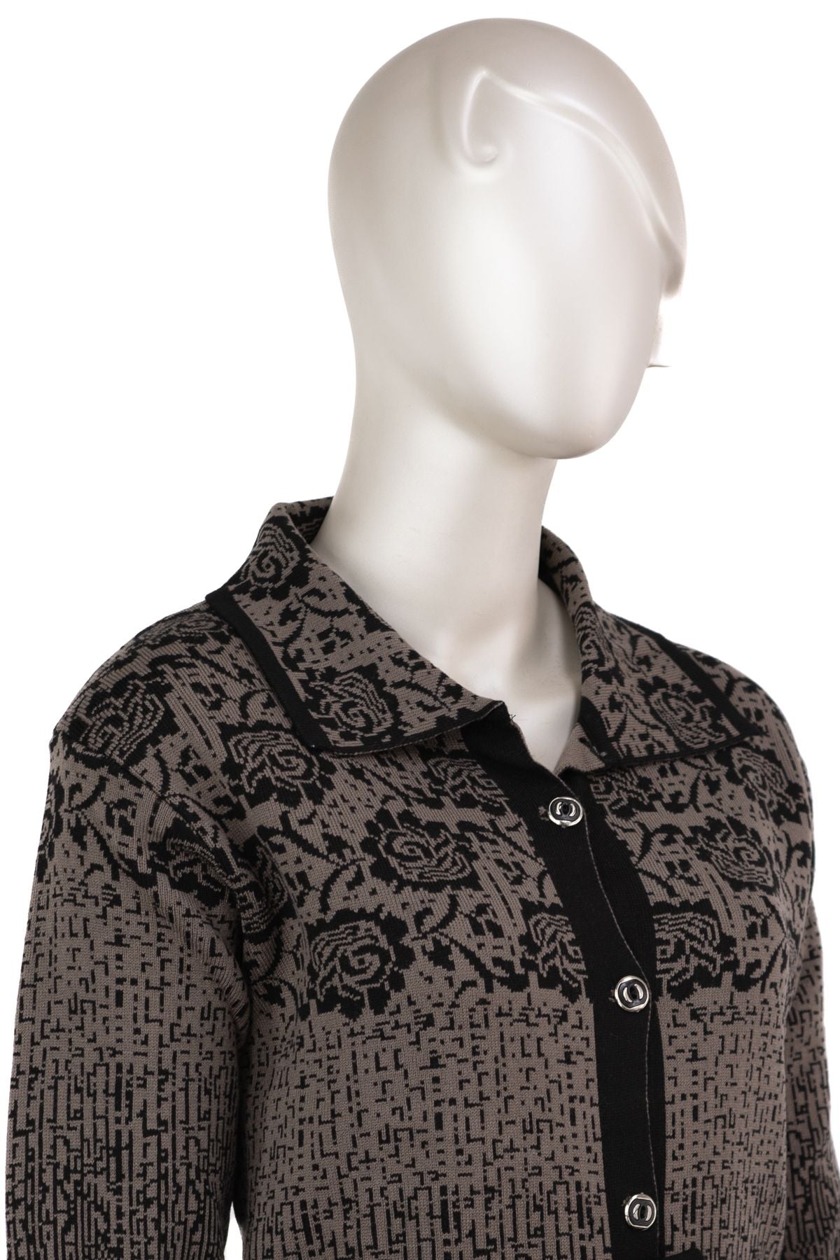 Kadın Anne Hırka Kışlık Triko Boydan Düğmeli Cepli Gül Zamanı Motifli Rahat Kesim Yünlü Örme