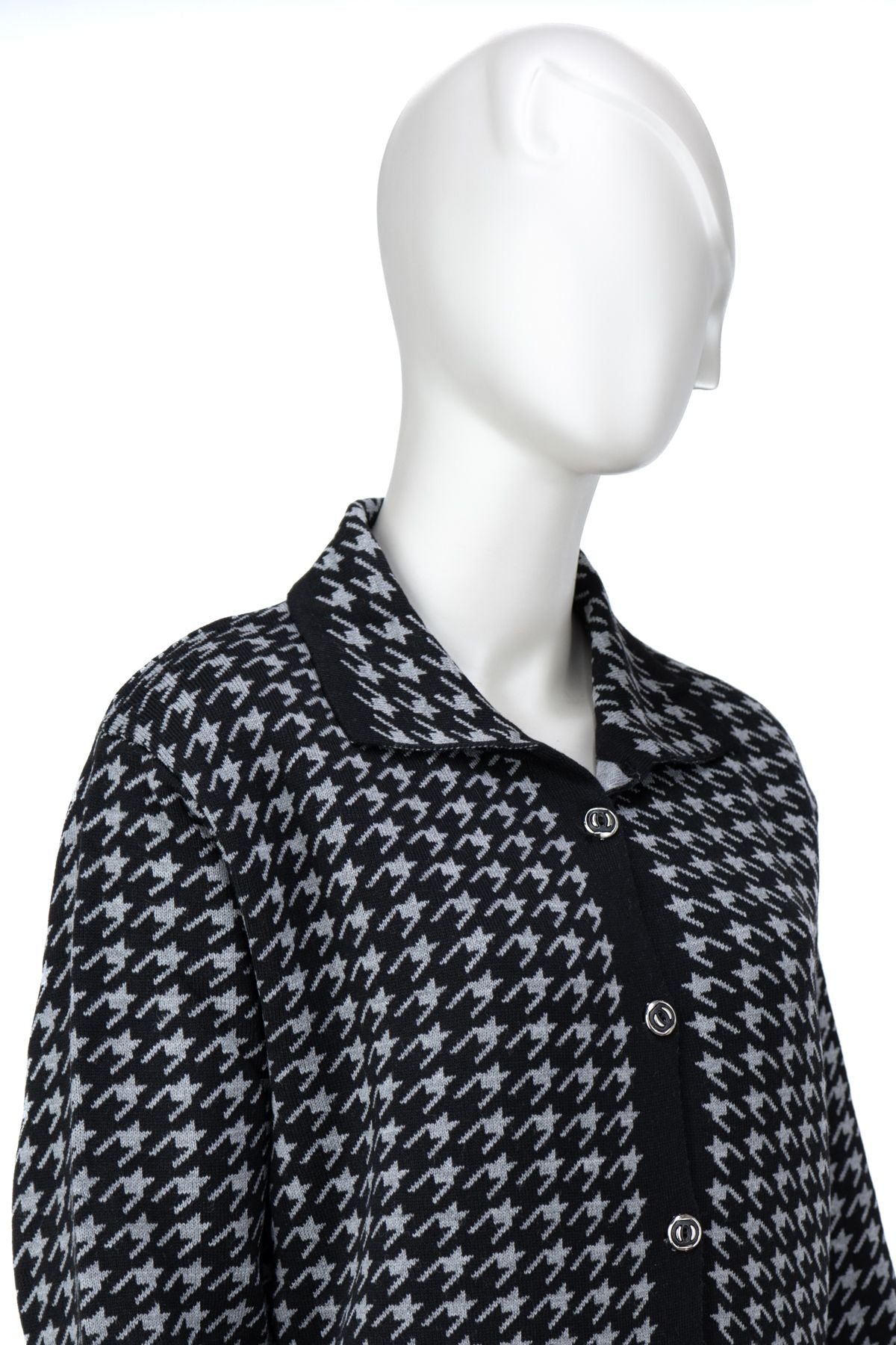 Kadın Kışlık Anne Hırka Yünlü Örme Düğmeli Cepli Kuşaklı Likralı Tam Kalıp Kazayağı Motifli