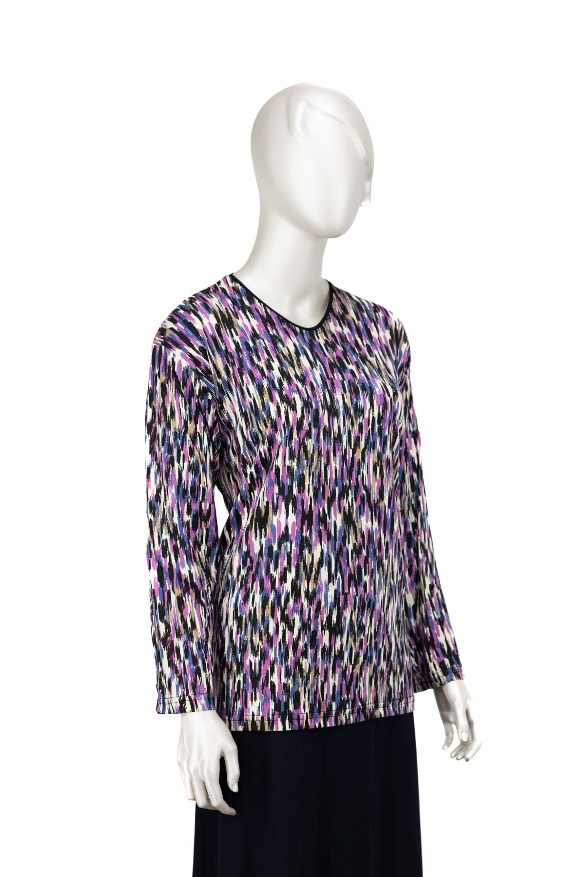 Kadın Turlu Viskon Penye Kumaş Anne Bluz Nilüfer Desenli Uzun Kollu Tam Kalıp Likralı