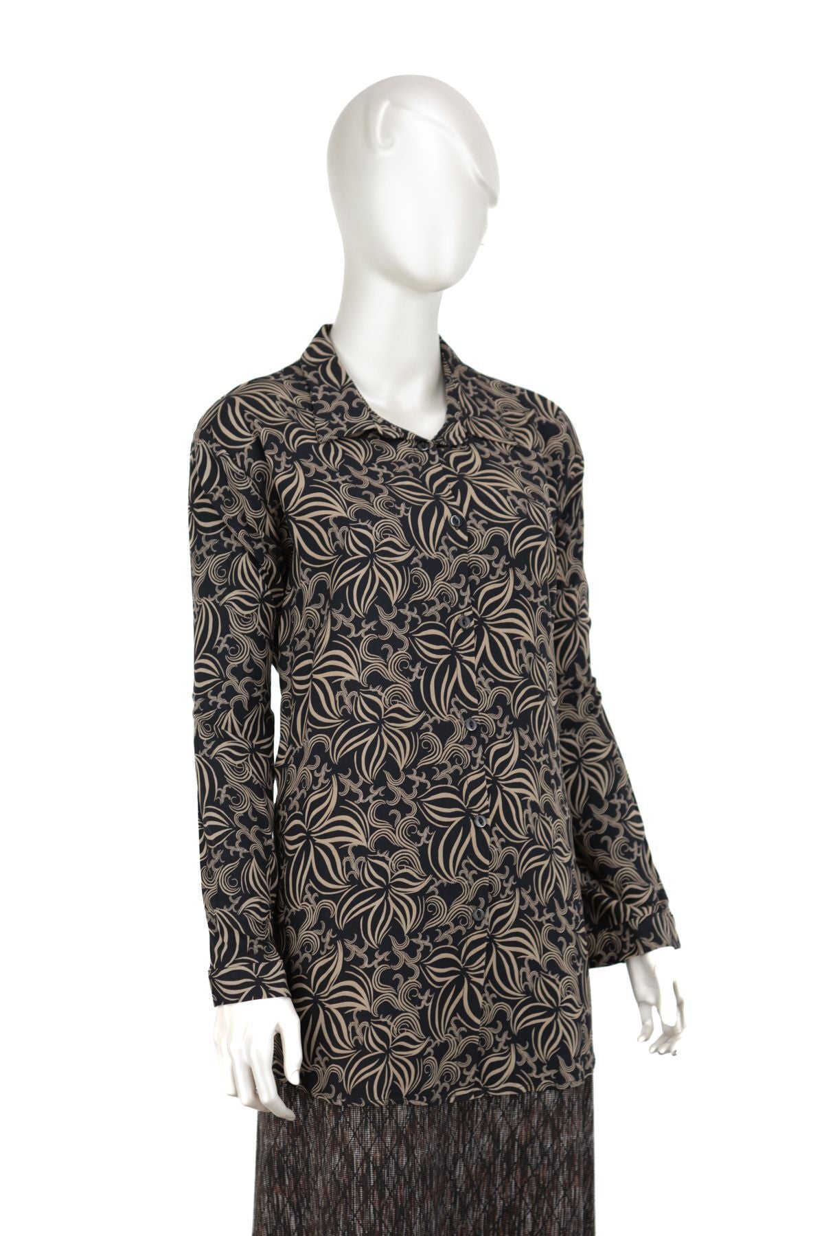 Kadın %100 Pamuk Kumaş Klasik Anne Gömlek Manolya Desenli Düğmeli Rahat Kesim Tam Kalıp