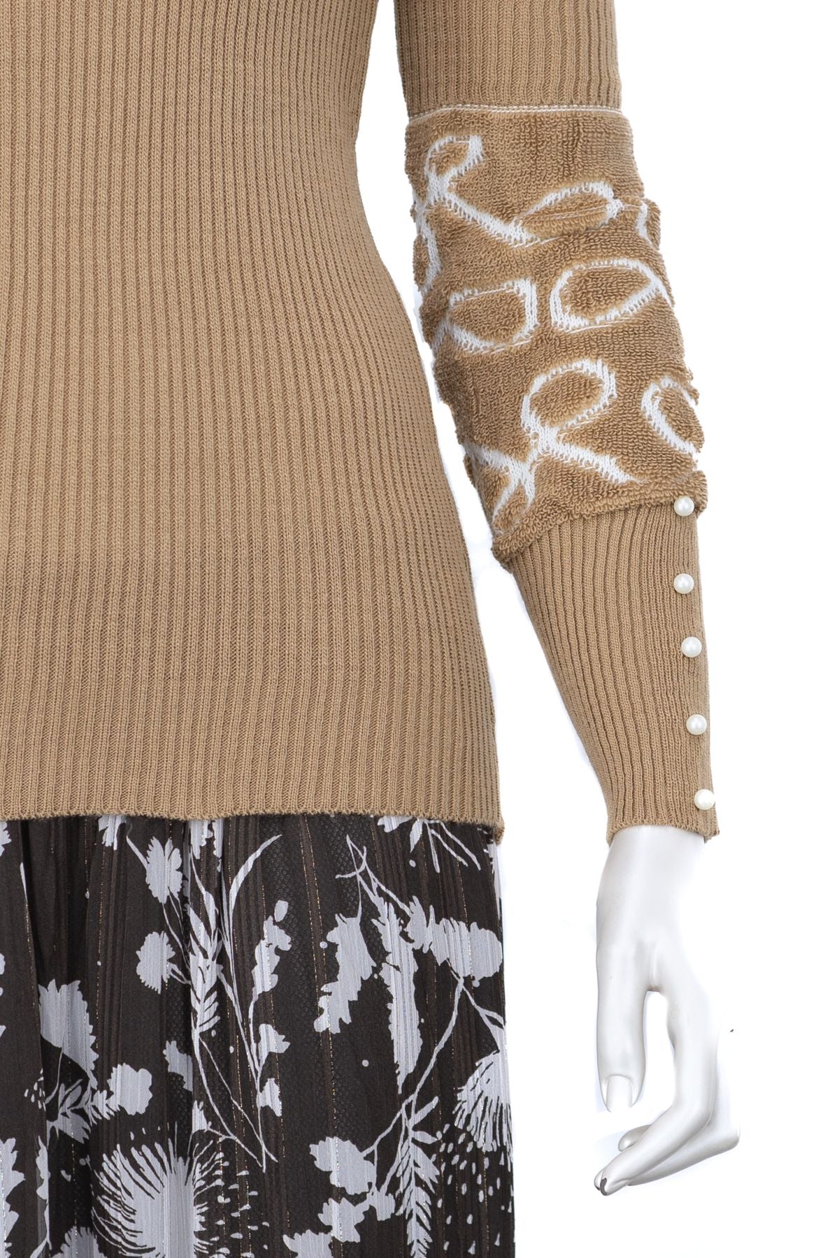 Kadın Kışlık Kolları Şık Boncuklu Tam Boğazlı Yaka Bedene Oturan Örme Triko Badi Kazak