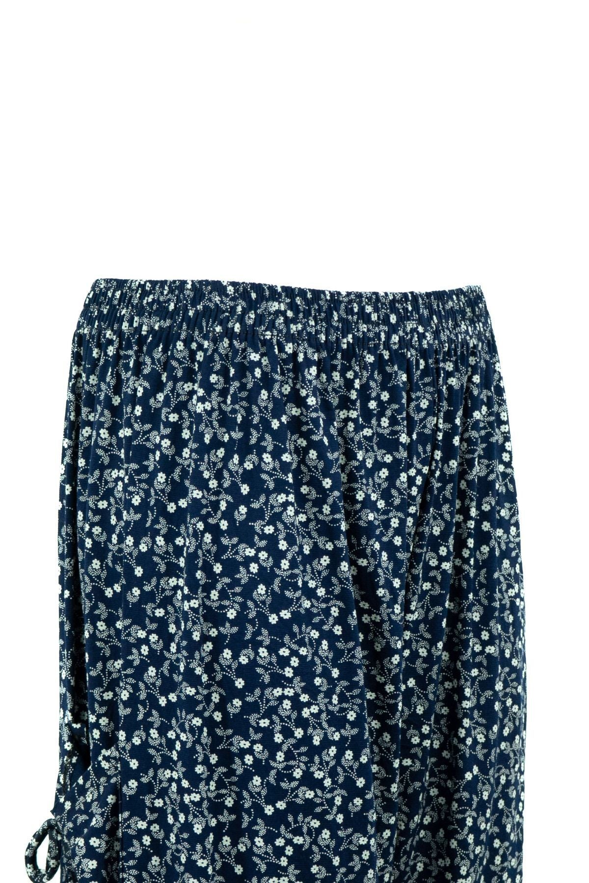 Kadın Zambak Desenli Rahat Tam Kalıp Likralı Viskon Penye Kumaş Şalvar Tarz Anne Pantolon