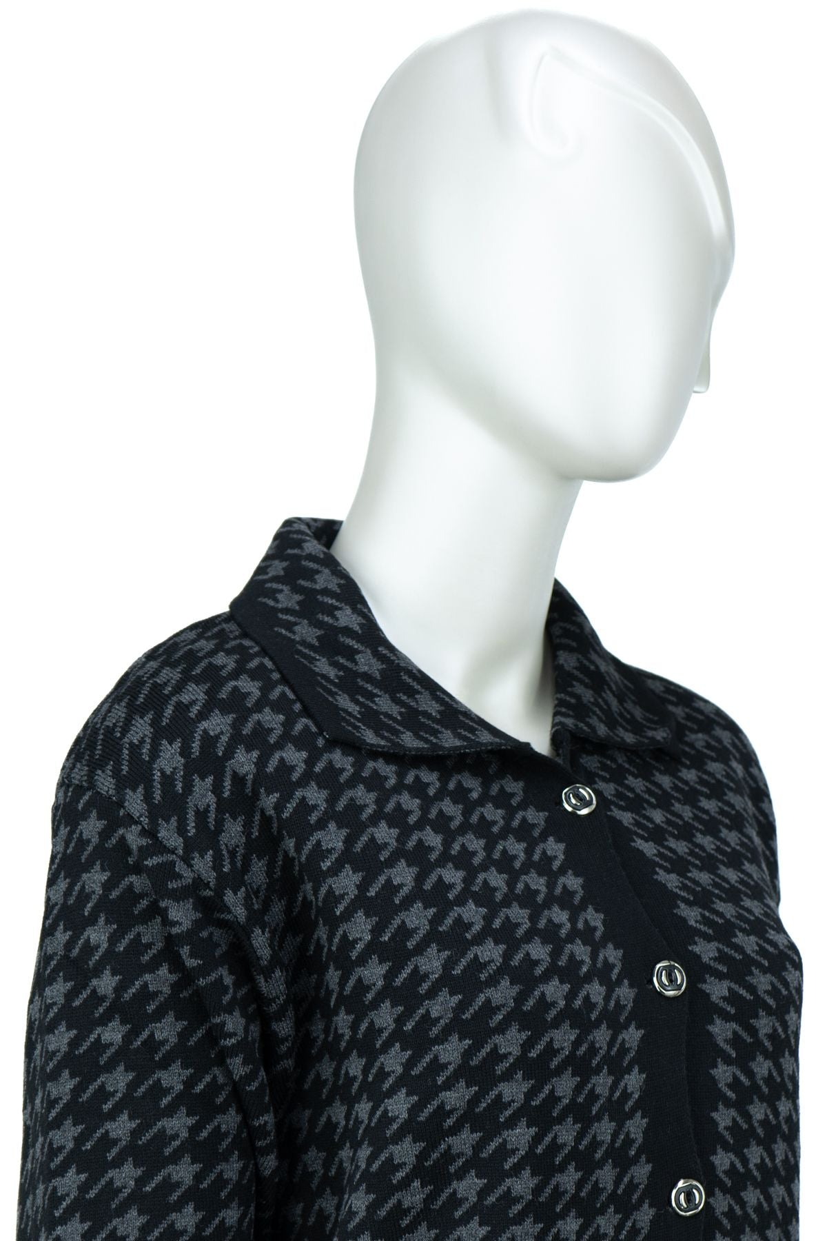 Kadın Kışlık Anne Hırka Yünlü Örme Düğmeli Cepli Kuşaklı Likralı Tam Kalıp Kazayağı Motifli