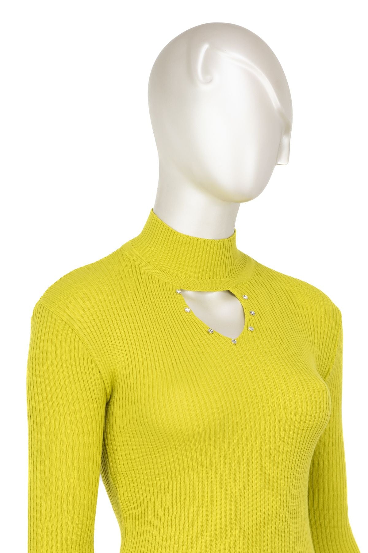 Kadın Kışlık Yarım Yakalı ve Taşlı Yaka Açıklığı Bulunan Bedene Oturan Örme Triko Badi Kazak