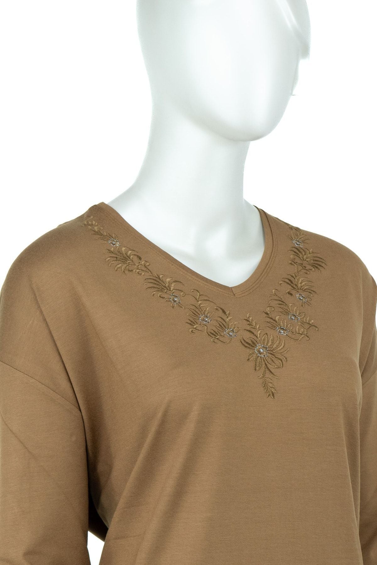 Kadın Demet Desenli V Yaka Uzun Kollu Tam Kalıp Likralı Viskon Penye Kumaş Anne Bluz