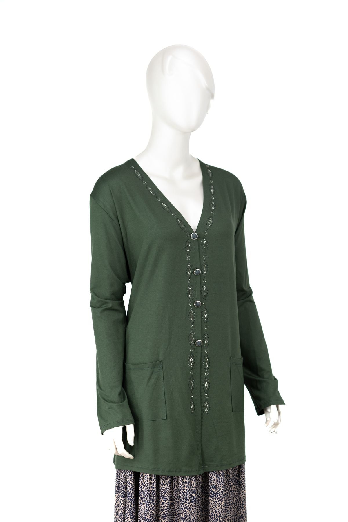 Kadın Turlu Viskon Penye Kumaş Anne Hırka V Yaka Modern Düğmeli ve Şık Taşlı Cepli Tam Kalıp