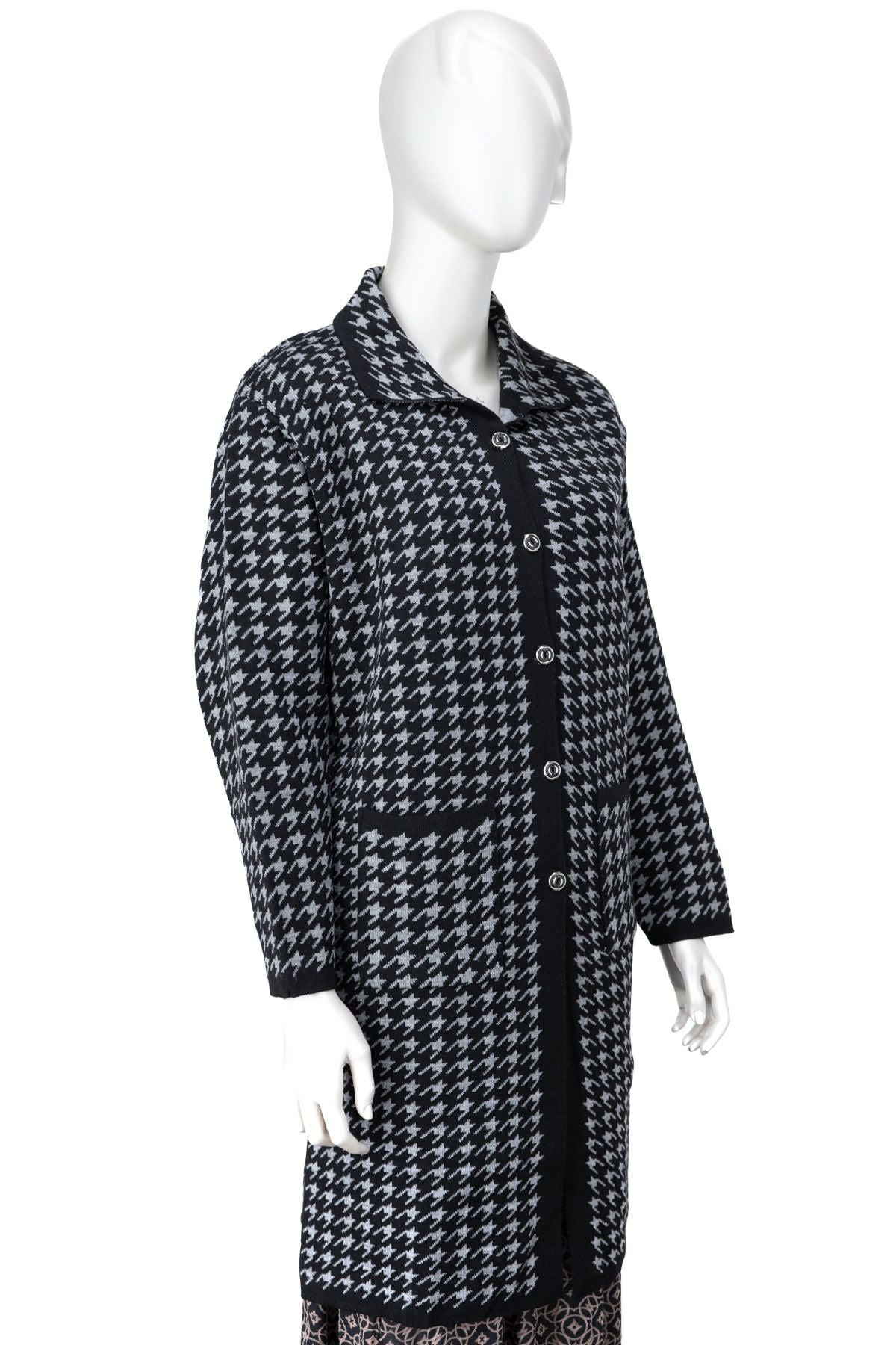 Kadın Kışlık Anne Hırka Yünlü Örme Düğmeli Cepli Kuşaklı Likralı Tam Kalıp Kazayağı Motifli