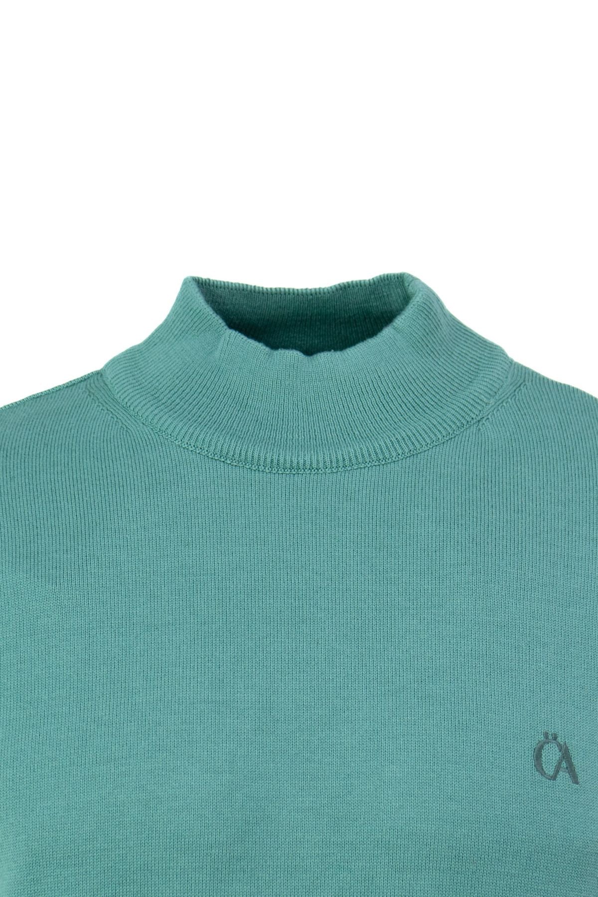 Erkek Kışlık Yarım Balıkçı Yaka Armalı Düz Renk Rahat Kesim Likralı Pamuklu Dokuma Kazak