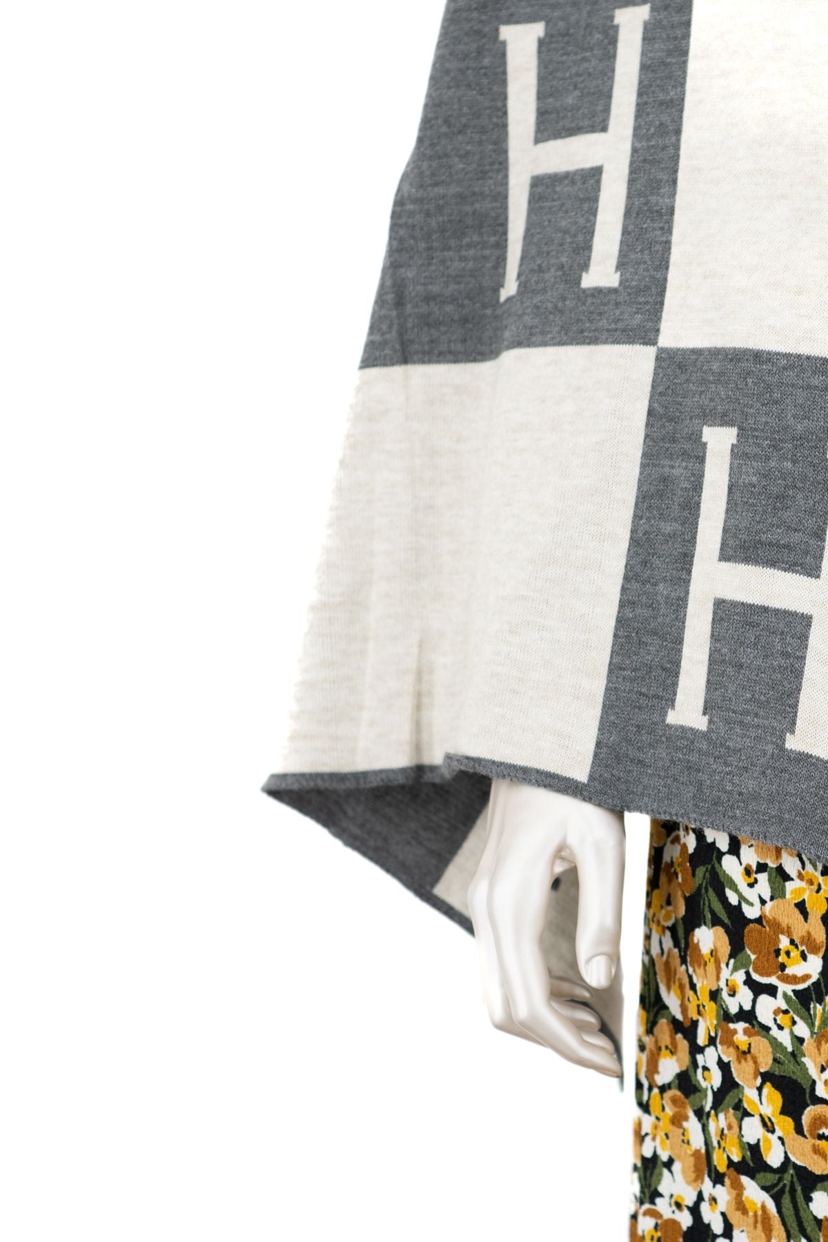 Kadın Kışlık Geniş Tarz Atkı Şal Pamuklu iplikten Örme Şık Sembol Desenli Modern