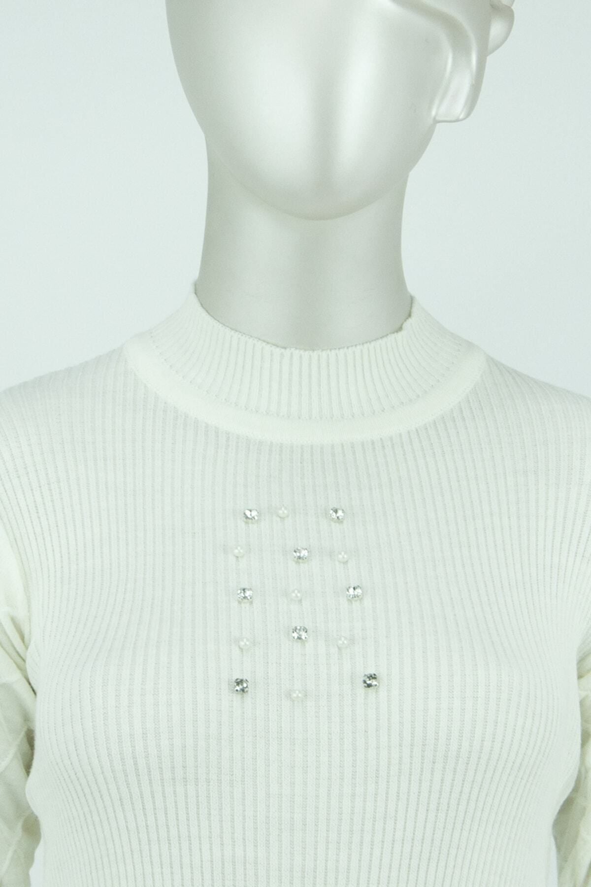 Kadın Kışlık Şık Boncuk Ve Taş Motifli Uzunkol Bedene Oturan Likralı Yünlü Dokuma Badi Kazak