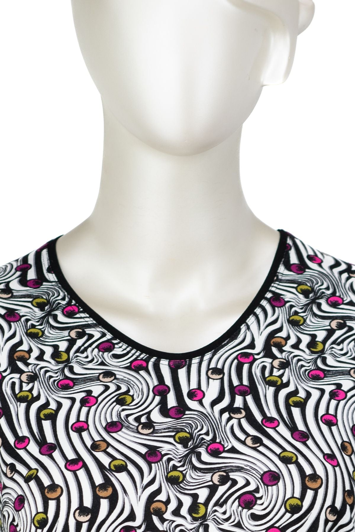 Kadın Turlu Viskon Penye Kumaş Anne Bluz Leylak Desenli Hafif V Yaka Tam Kalıp Likralı