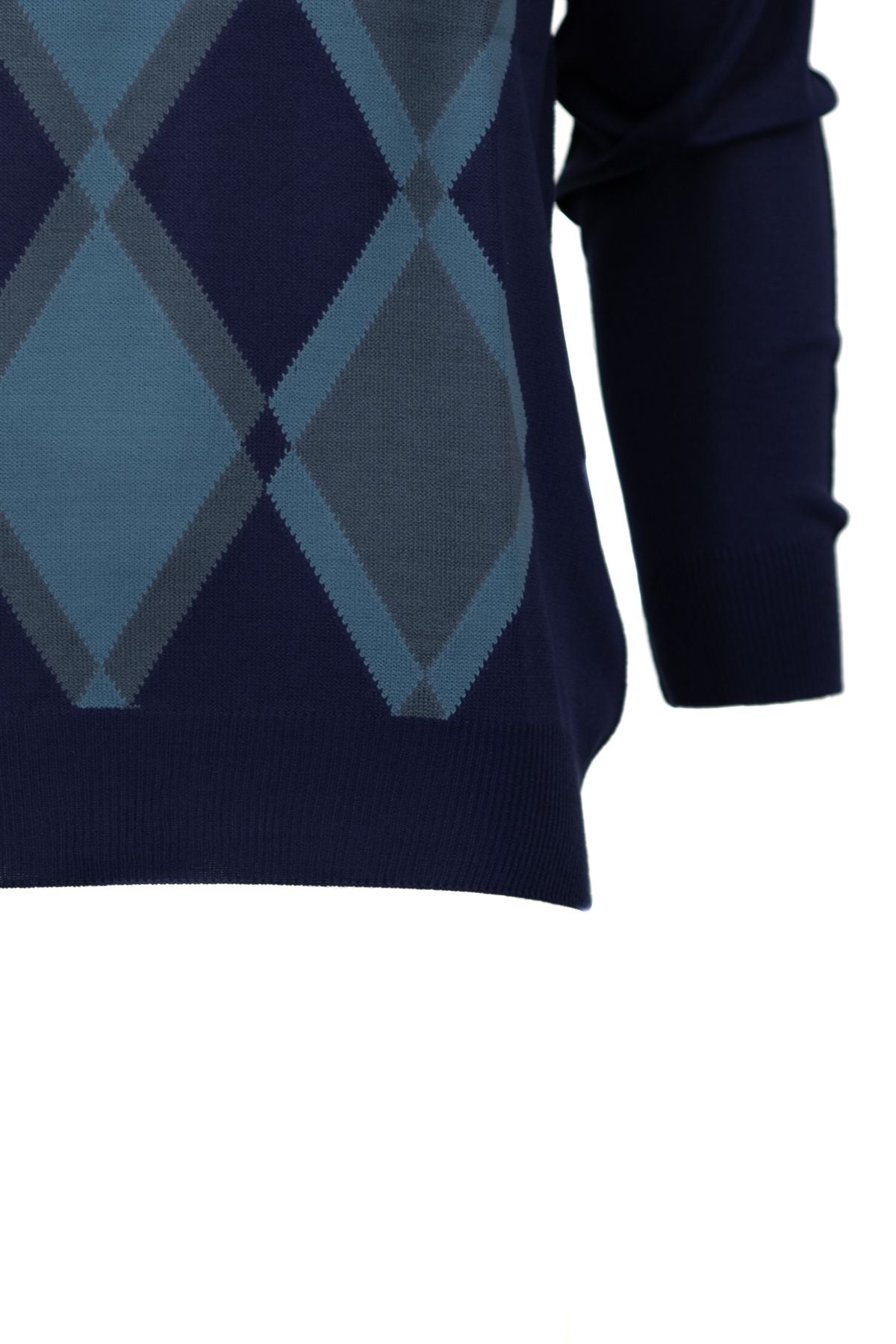 Erkek Kışlık Doğal Yünlü Örme V Yaka Kazak Baklava Desenli Rahat Tam Kalıp Klasik Model