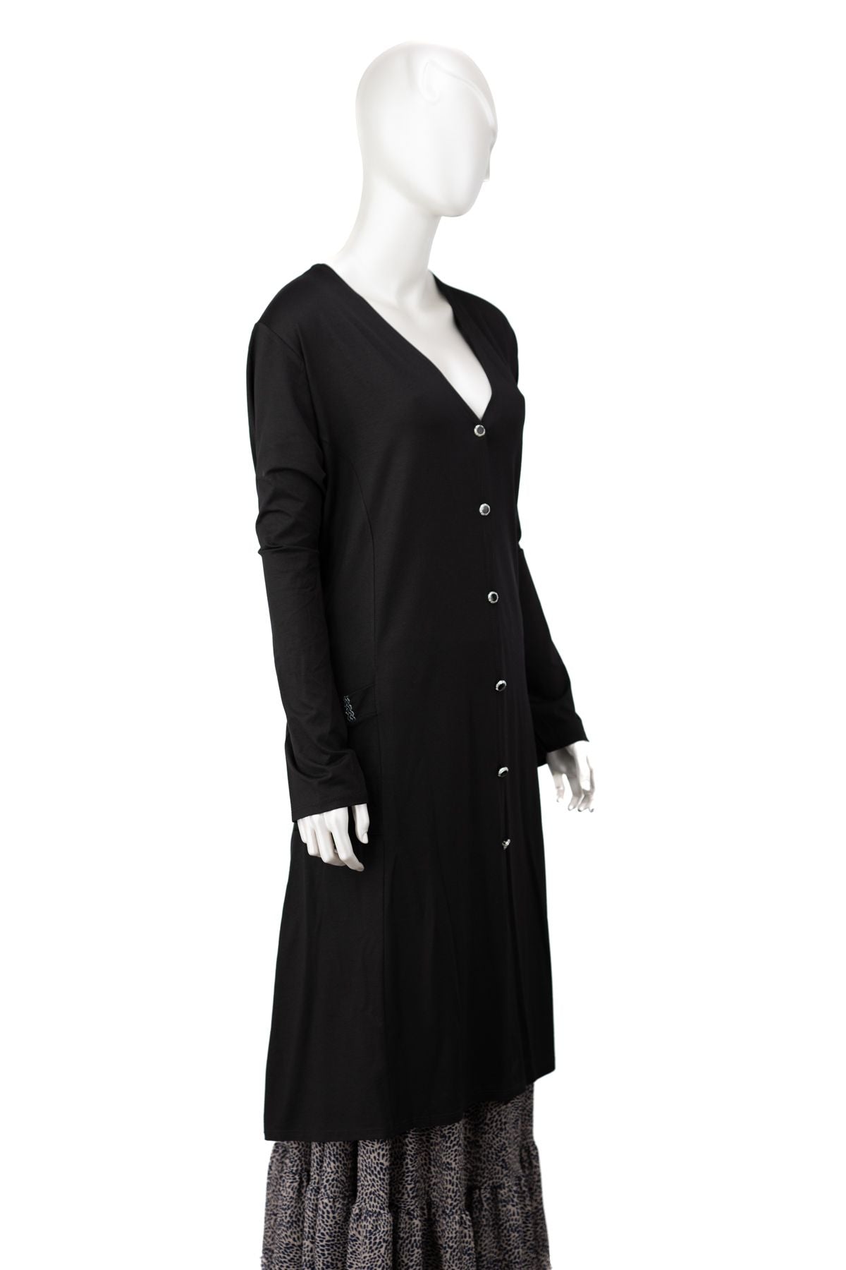 Kadın Turlu Viskon Penye Kumaş  Anne Uzun Hırka V Yaka Düğmeli Cepli Rahat Kesim Tam Kalıp