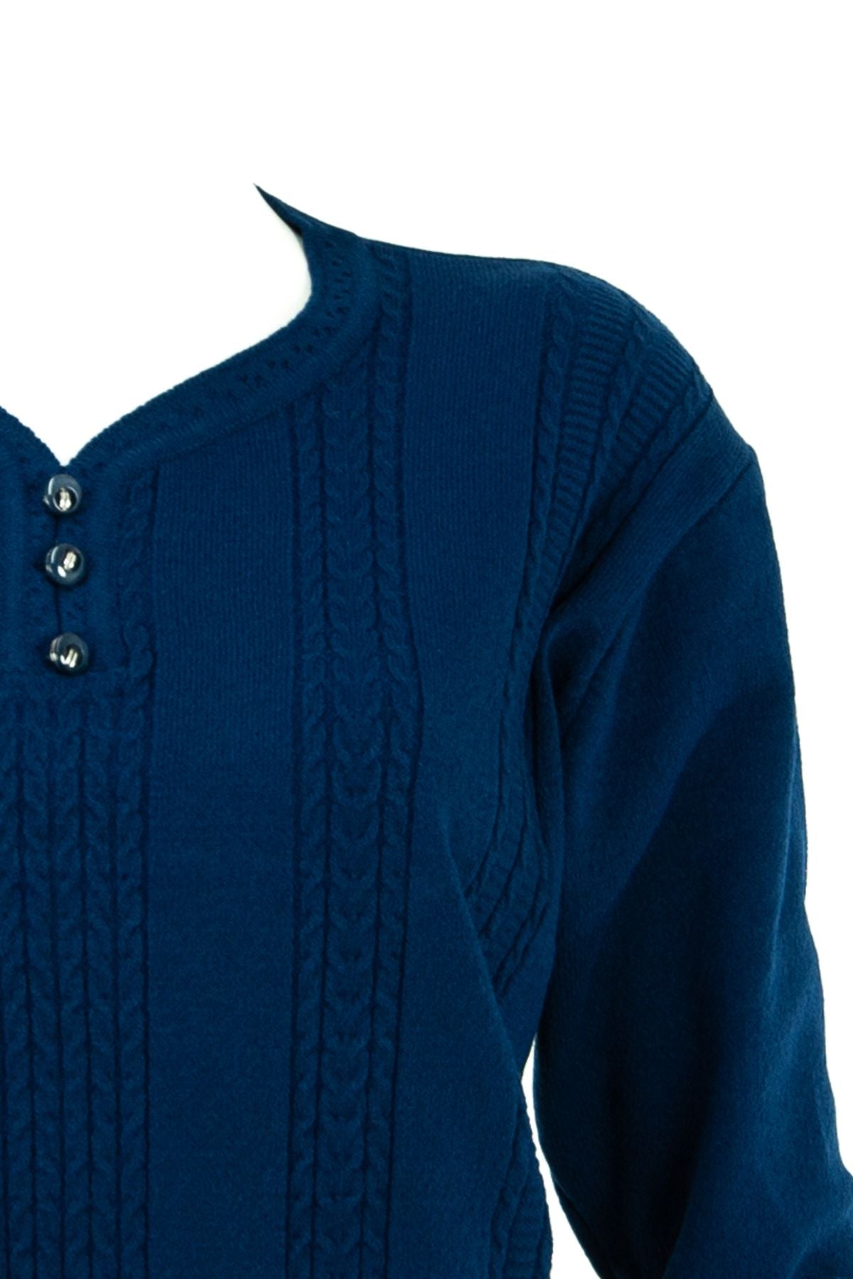 Kadın Kışlık Kendinden Motifli Armut Yaka Üç Düğmeli Pamuklu Kardelen Dokuma Anne Kazak