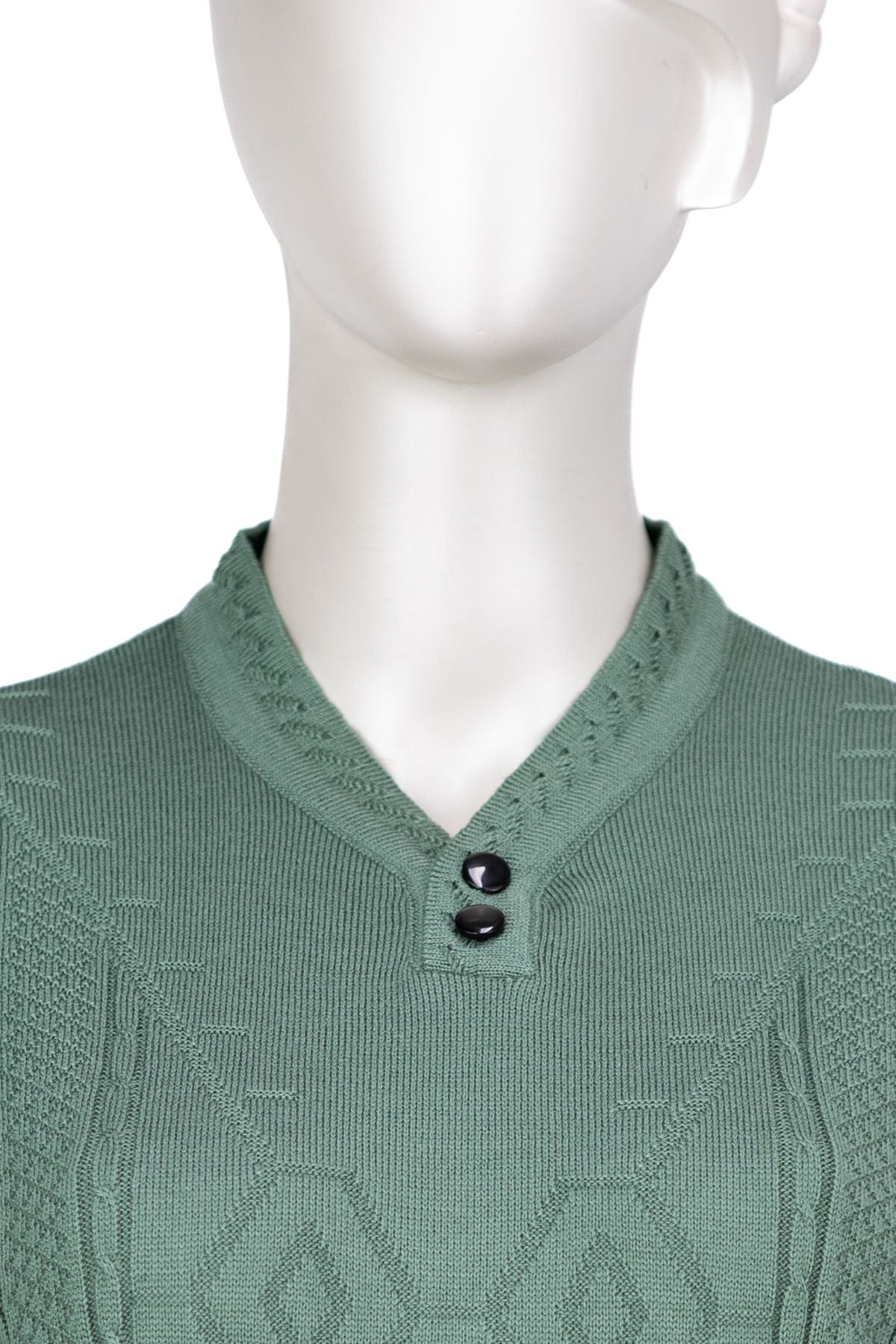 Kadın Kışlık Petek Motifli iki Düğmeli V Yakalı Tam Kalıp Pamuklu Triko Dokuma Anne Kazak