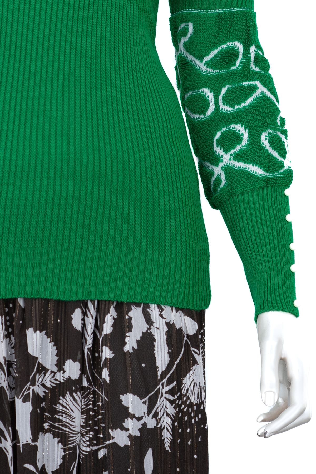 Kadın Kışlık Kolları Şık Boncuklu Tam Boğazlı Yaka Bedene Oturan Örme Triko Badi Kazak