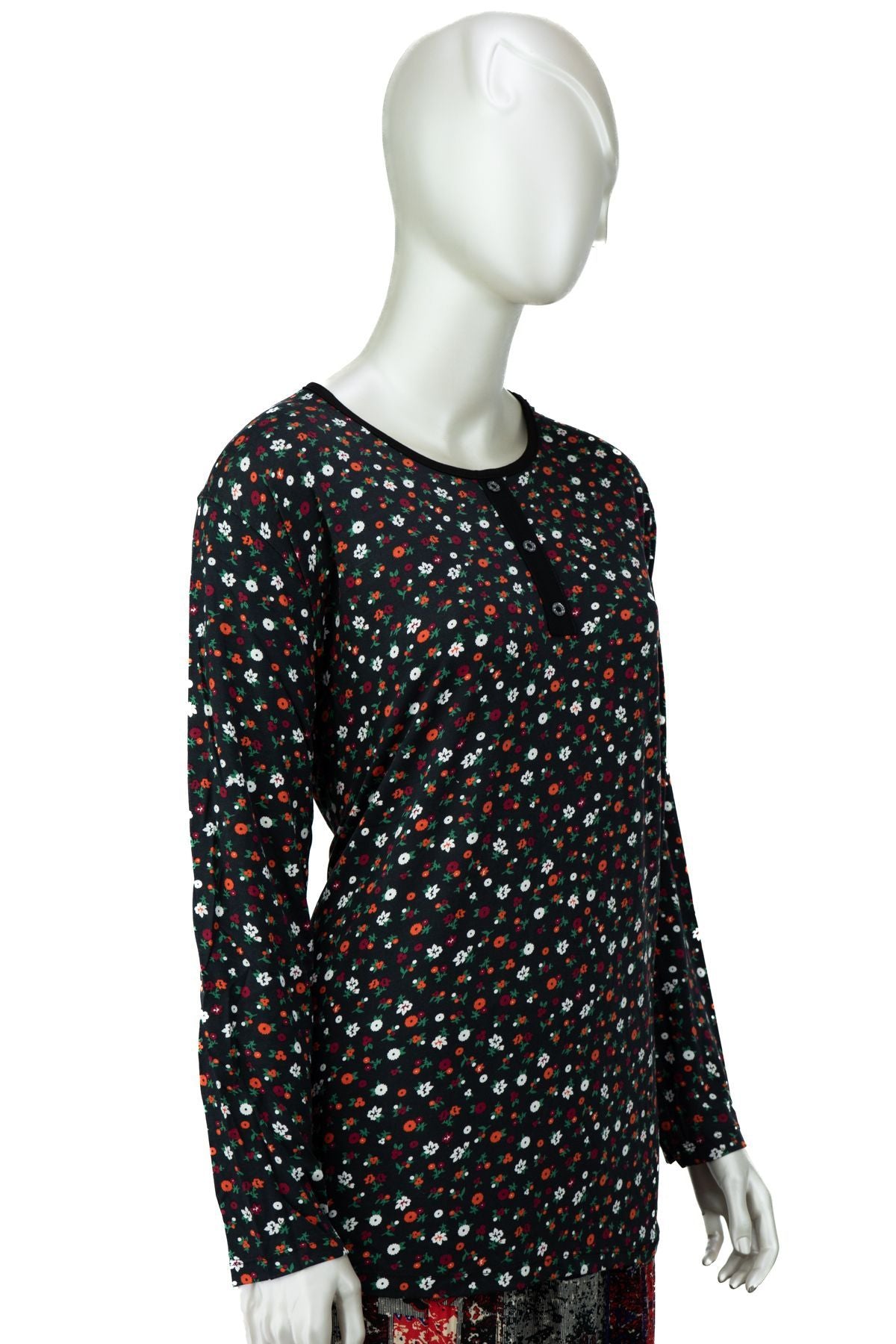 Kadın Anne Bluz Turlu Viskon Penye Kumaş Çiçek Demeti Desenli Likralı Rahat Kesim Tam Kalıp