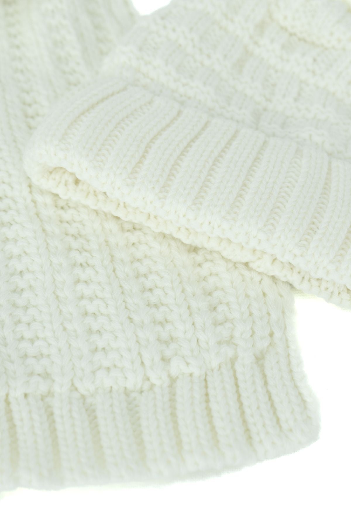 Kadın Kışlık Kalın Ponponlu Bere ve Atkı Takımı Pamuklu Katlamalı Sıcak Tutar Rahat Hafif