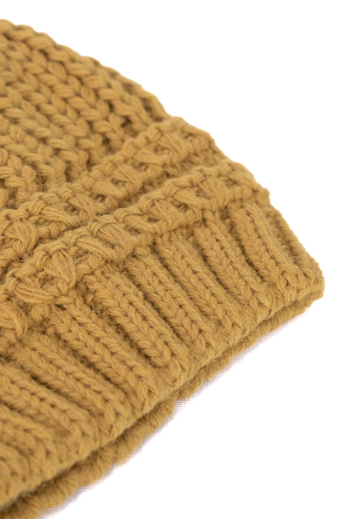 Kadın Kışlık Kalın Ponponlu Bere Pamuklu Örgü Modelli Sıcak Tutar Esnek Rüzgar Geçirmez