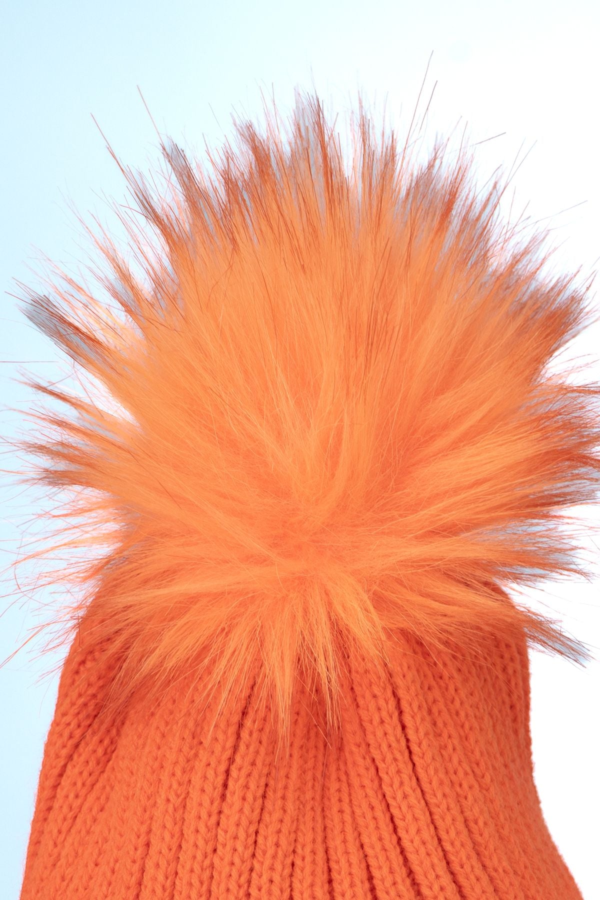 Kadın Kışlık Kalın Ponponlu Bere Pamuklu Katlamalı Sıcak Tutar Esnek Rüzgar Geçirmez Rahat