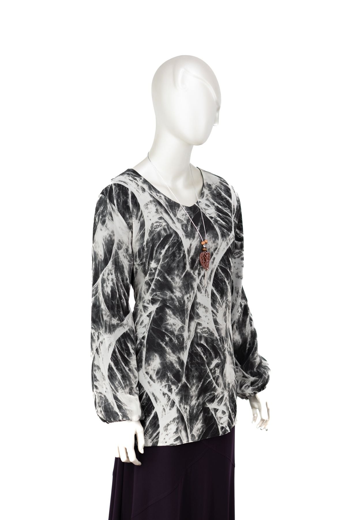 Kadın Klasik Şifon Anne Bluz Viskoz Kumaş Sanat Desenli Kolyeli Astarlı RahatKesim Tam Kalıp