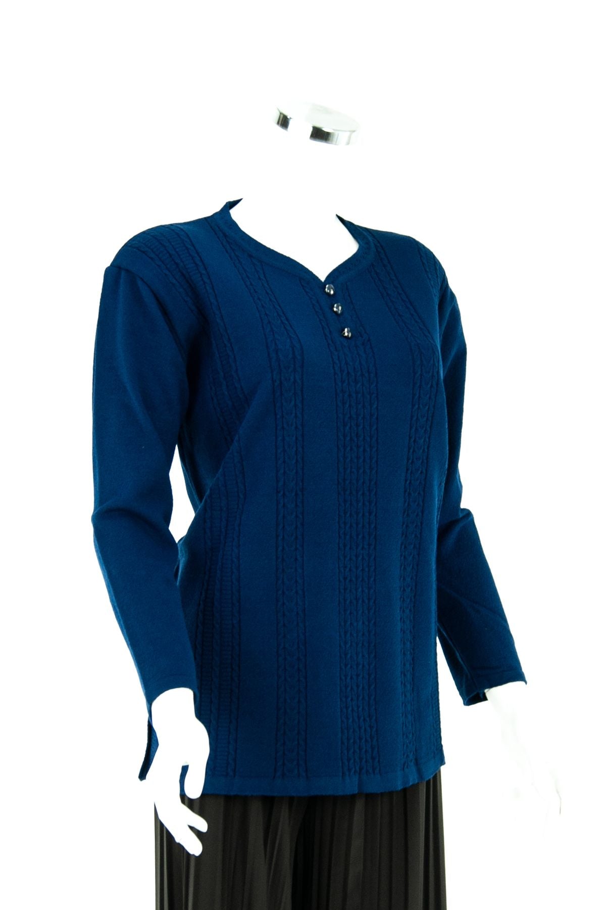 Kadın Kışlık Kendinden Motifli Armut Yaka Üç Düğmeli Pamuklu Kardelen Dokuma Anne Kazak