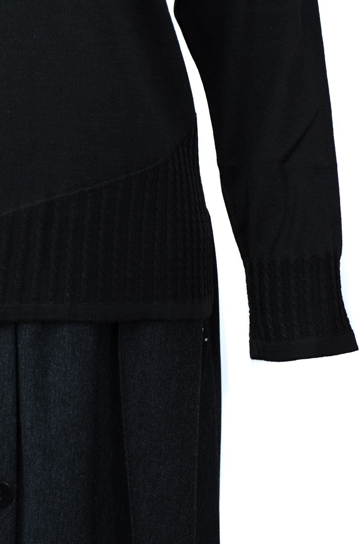 Kadın Anne Kazak Pamuklu Merserize Helen Örme V Yaka Taşlı ve Kendinden Motifli Likralı