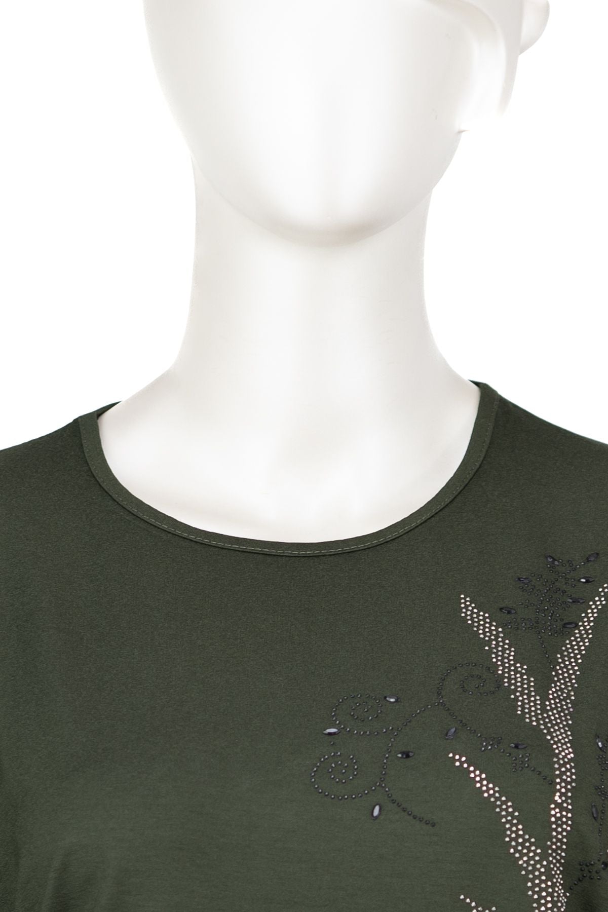 Kadın Turlu Viskon Penye Kumaş Anne Bluz Şık Çiçek Taşlı Yuvarlak Yaka Tam Kalıp Likralı