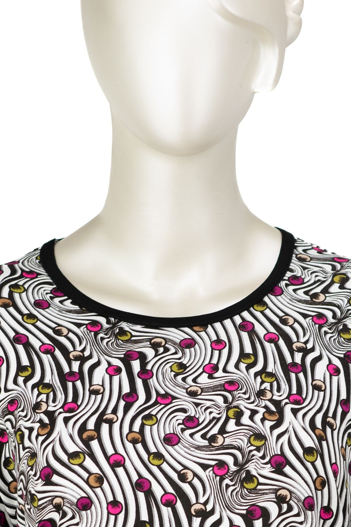 Kadın Turlu Viskon Penye Kumaş Anne Bluz Minik Papatyam Desenli Kısa Kollu Tam Kalıp Likralı