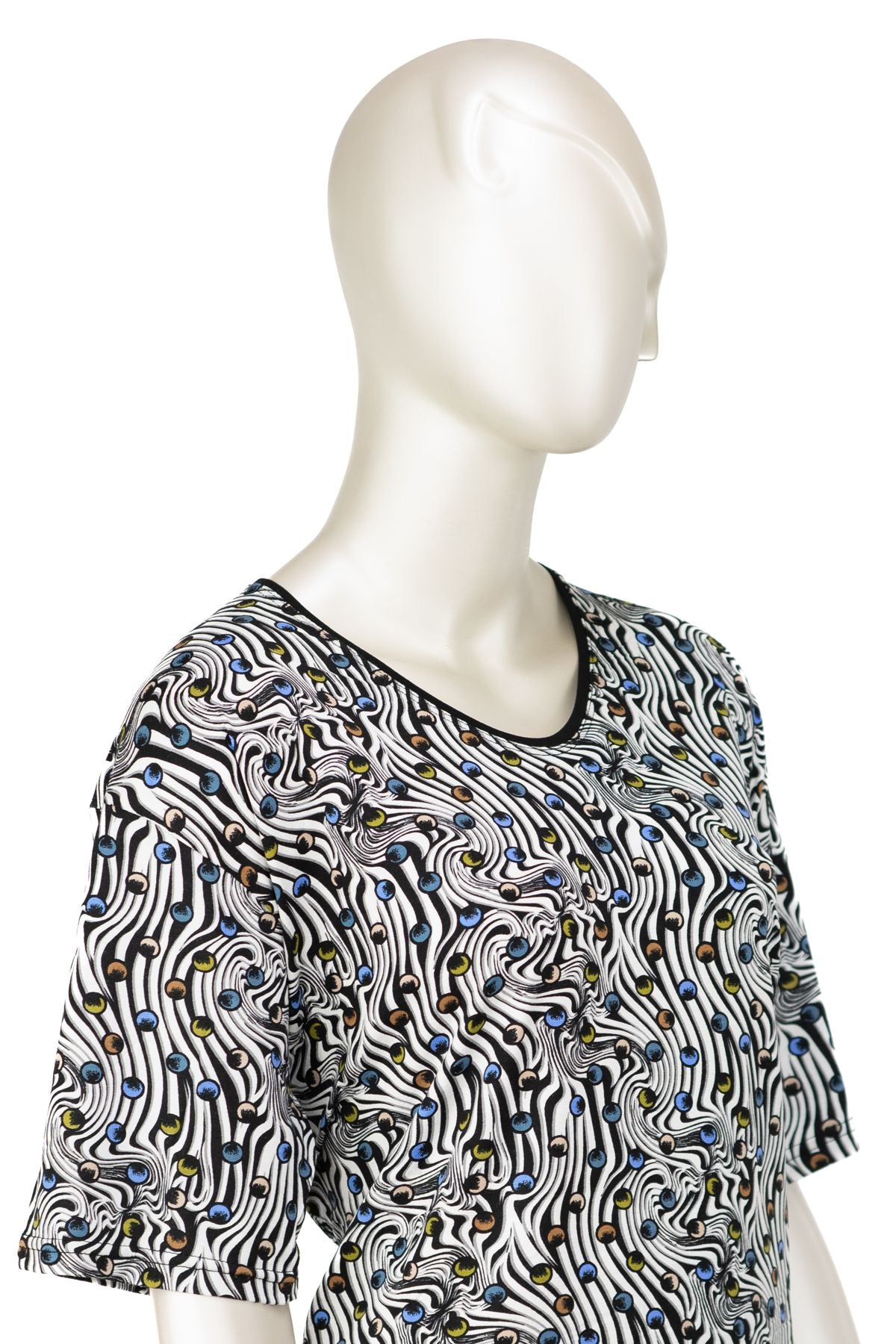 Kadın Turlu Viskon Penye Kumaş Anne Bluz Minik Papatyam Desenli Kısa Kollu Tam Kalıp Likralı