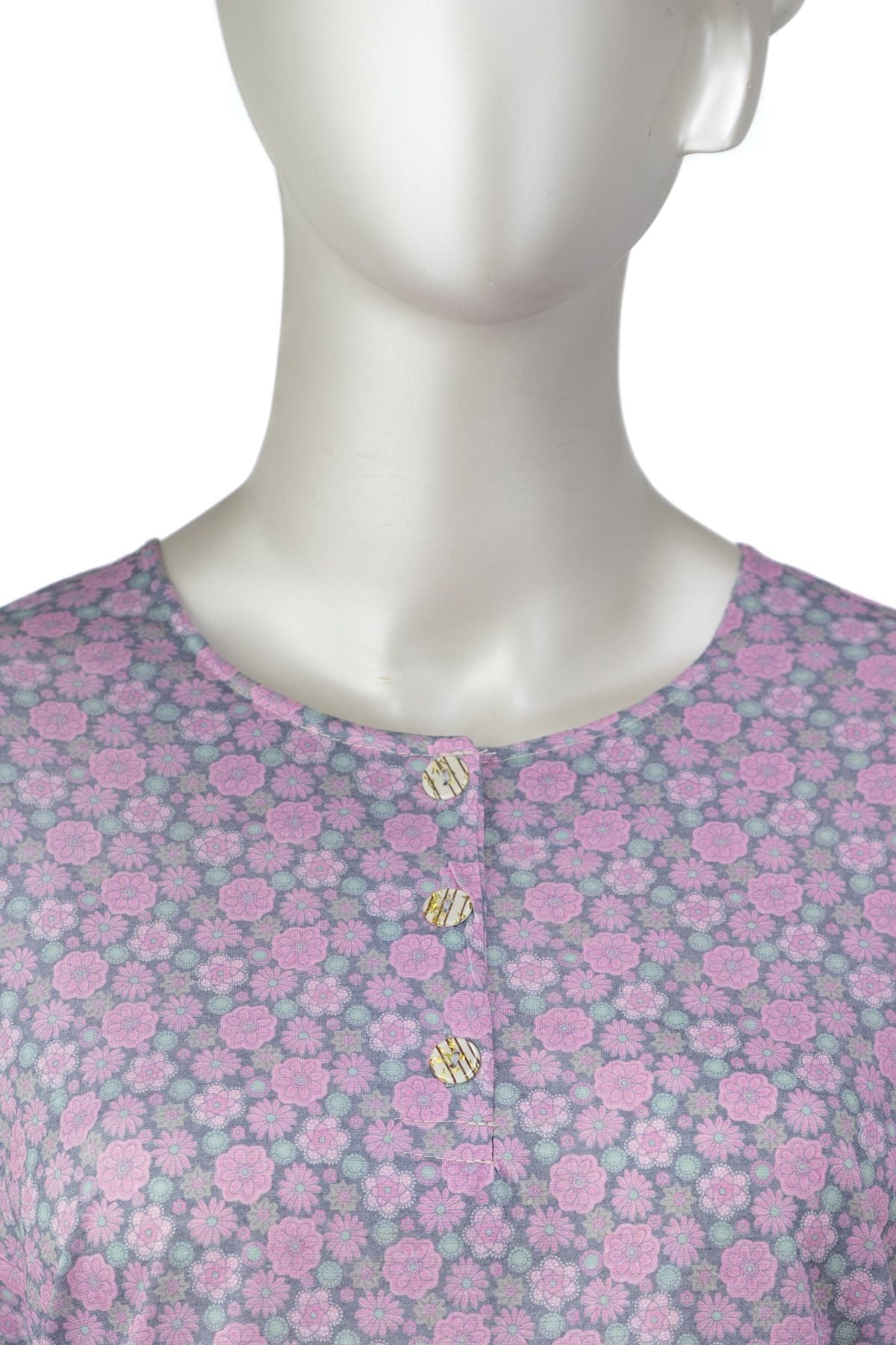 Kadın Kağıt Baskı Klasik Anne Bluz Pamuk Kumaş Manolya Desenli Üç Düğmeli Tam Kalıp