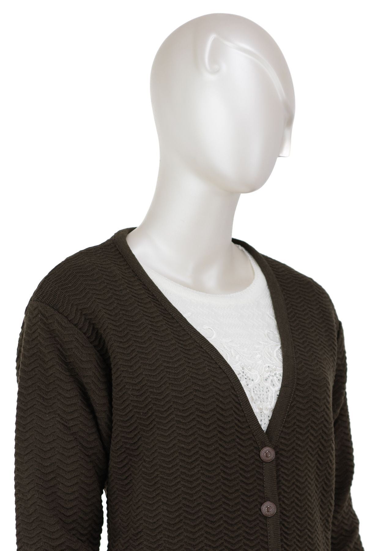 Kadın Kalın Kışlık Kendinden Motifli Cepli Triko Örme Anne Hırka Rahat Kesim Tam Kalıp