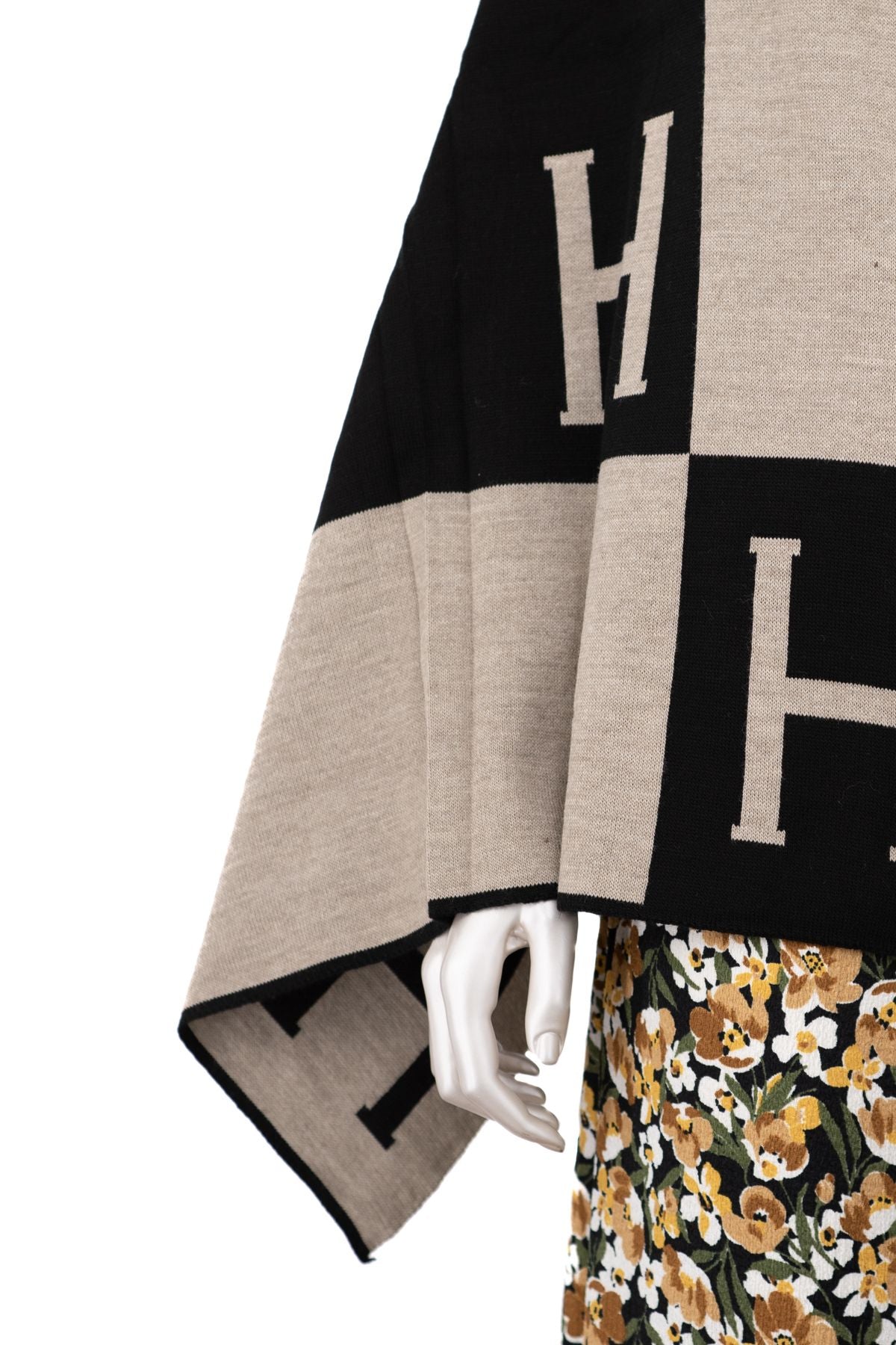 Kadın Kışlık Geniş Tarz Atkı Şal Pamuklu iplikten Örme Şık Sembol Desenli Modern