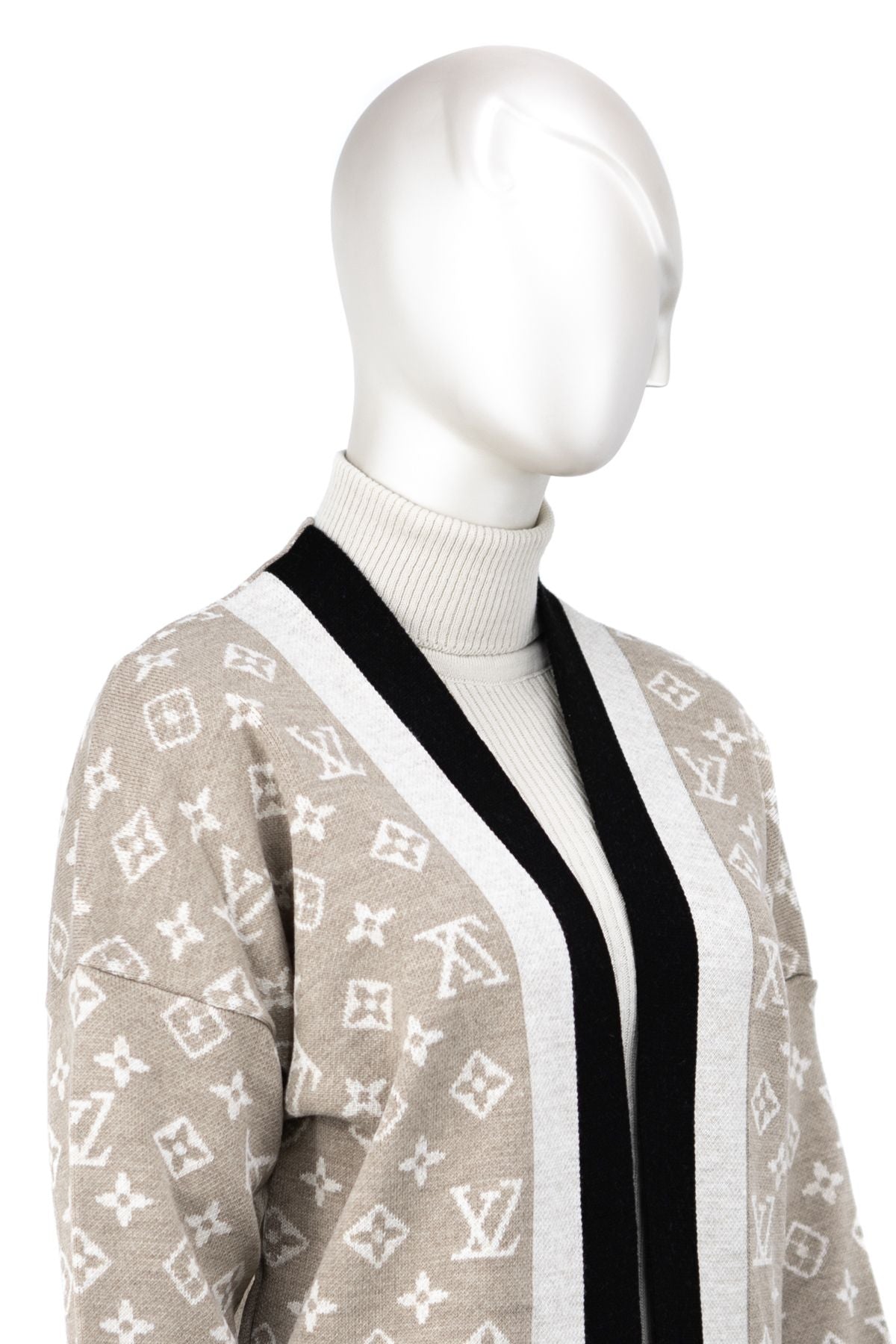 Kadın Kışlık Boydan Harf Desenli Kapamasız Rahat Kesim Likralı Triko Dokuma Uzun Hırka